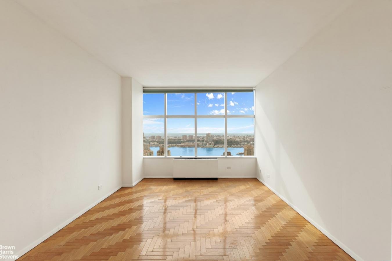 New York, New York, 10023, United States, 2 Bedrooms Bedrooms, ,2 BathroomsBathrooms,Residential,For Sale,1905228