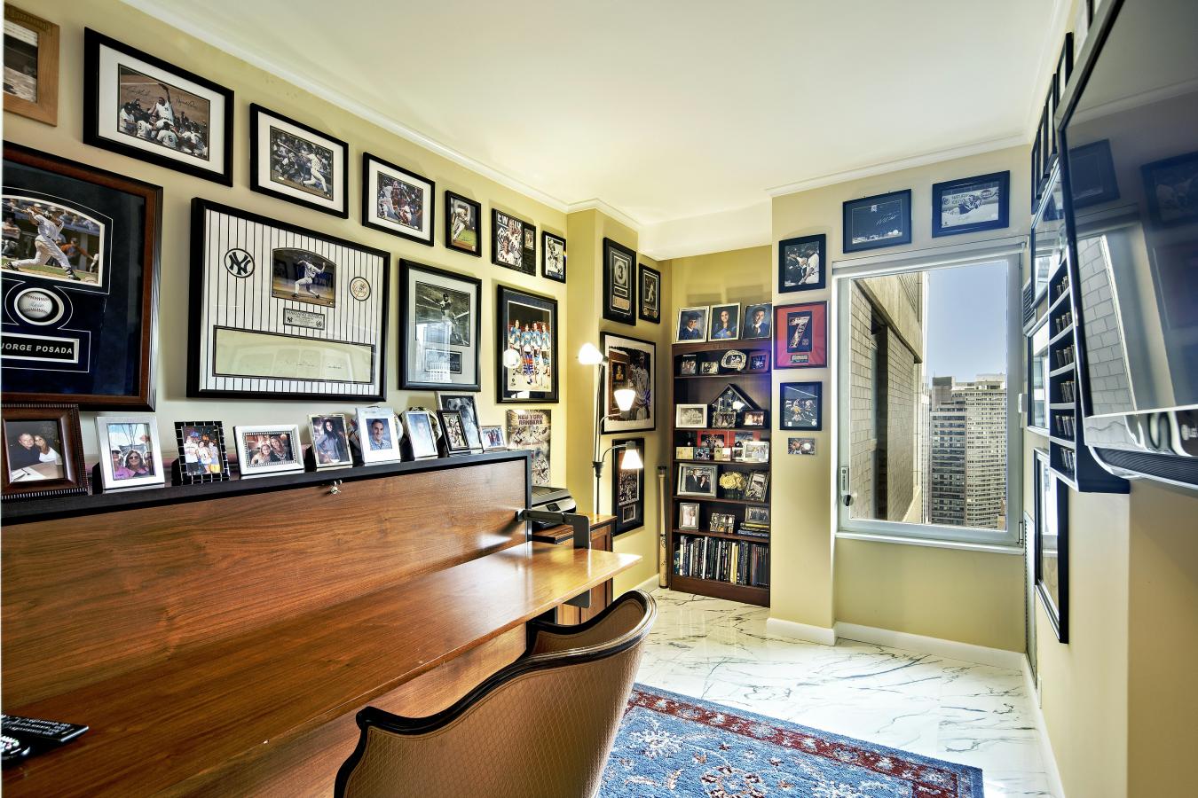New York, New York, 10022, United States, 3 Bedrooms Bedrooms, ,3 BathroomsBathrooms,Residential,For Sale,1905226