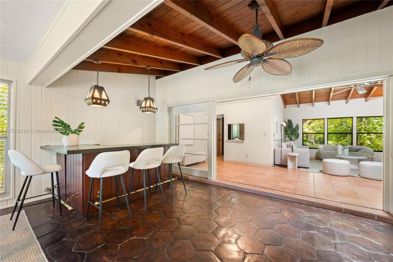 Coral Gables, Florida, 33146, United States, 2 Bedrooms Bedrooms, ,3 BathroomsBathrooms,Residential,For Sale,1934139