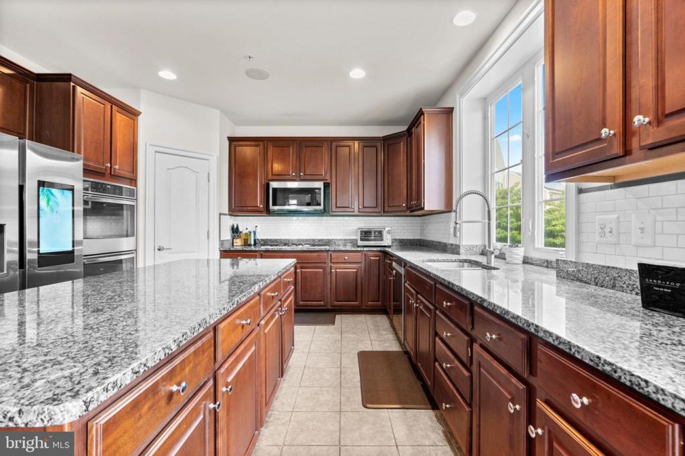 OLNEY, MONTGOMERY, 20832, United States, 4 Bedrooms Bedrooms, ,4 BathroomsBathrooms,Residential,For Sale,1905205