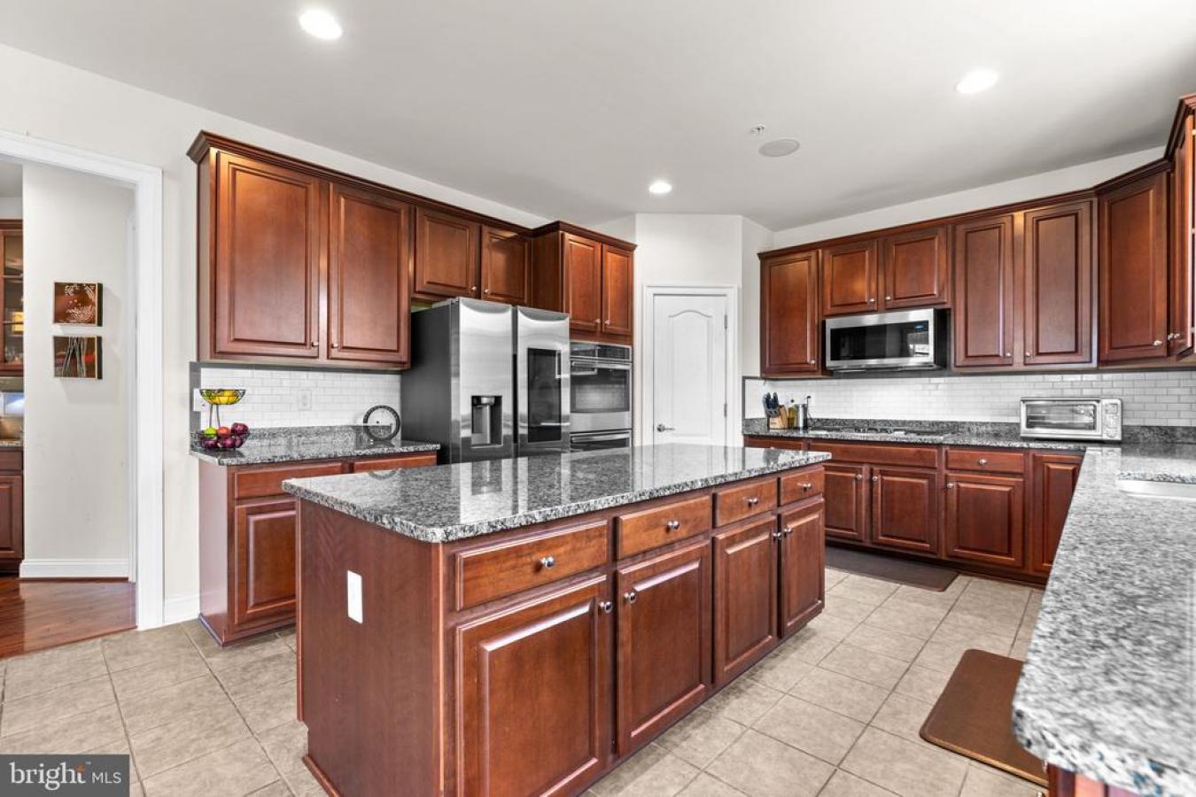 OLNEY, MONTGOMERY, 20832, United States, 4 Bedrooms Bedrooms, ,4 BathroomsBathrooms,Residential,For Sale,1905205
