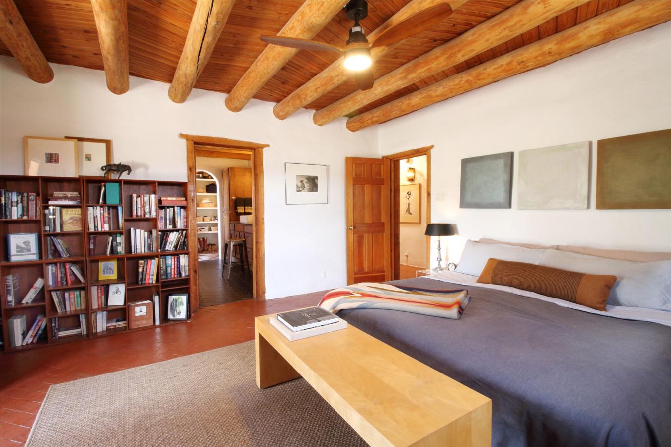 Santa Fe, Santa Fe, 87508, United States, 4 Bedrooms Bedrooms, ,3 BathroomsBathrooms,Residential,For Sale,1907936