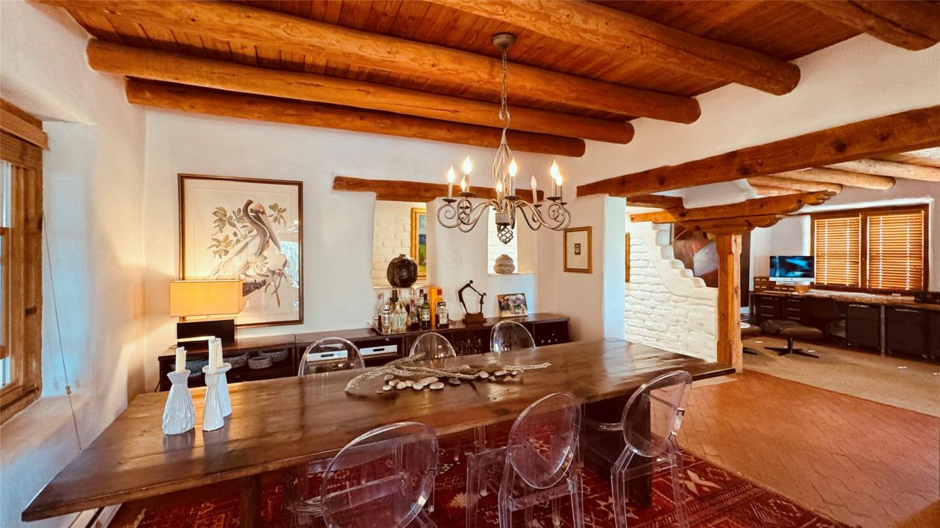 Santa Fe, Santa Fe, 87508, United States, 4 Bedrooms Bedrooms, ,3 BathroomsBathrooms,Residential,For Sale,1907936