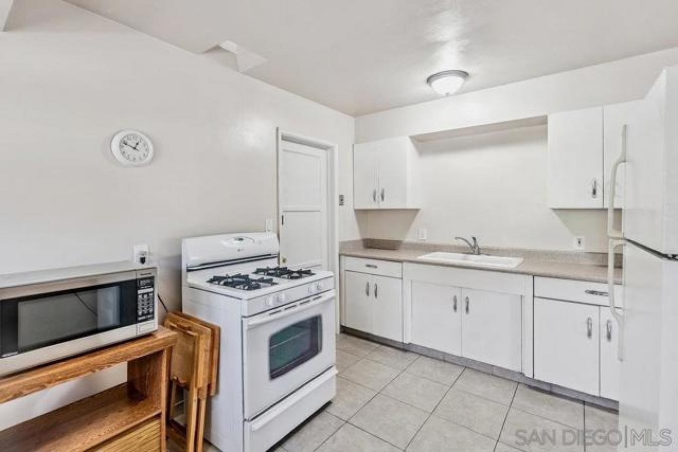 San Diego, San Diego, 92115, United States, 2 Bedrooms Bedrooms, ,1 BathroomBathrooms,Residential,For Sale,1907935