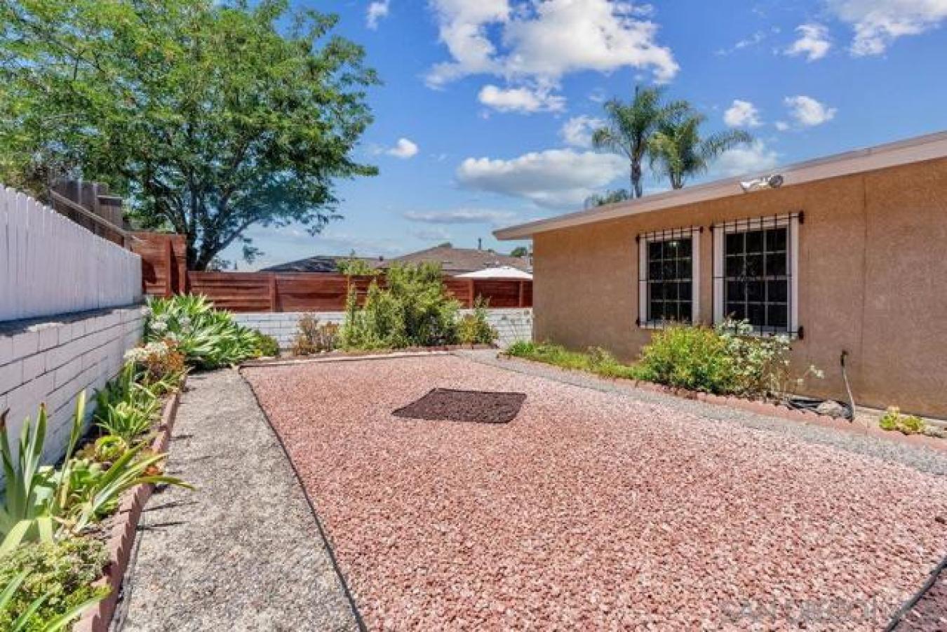 San Diego, San Diego, 92115, United States, 2 Bedrooms Bedrooms, ,1 BathroomBathrooms,Residential,For Sale,1907935