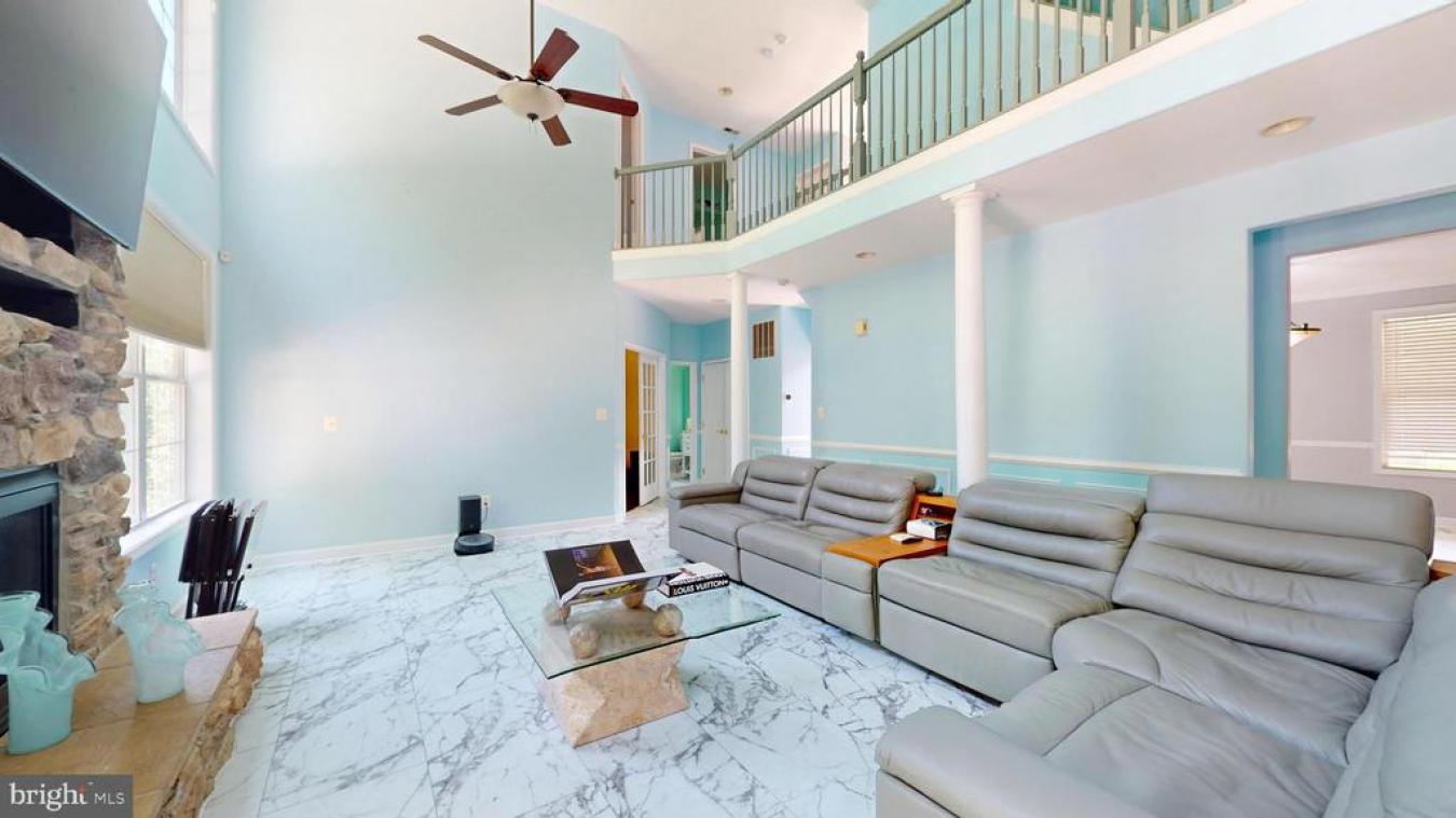 LA PLATA, CHARLES, 20646, United States, 6 Bedrooms Bedrooms, ,5 BathroomsBathrooms,Residential,For Sale,1907933
