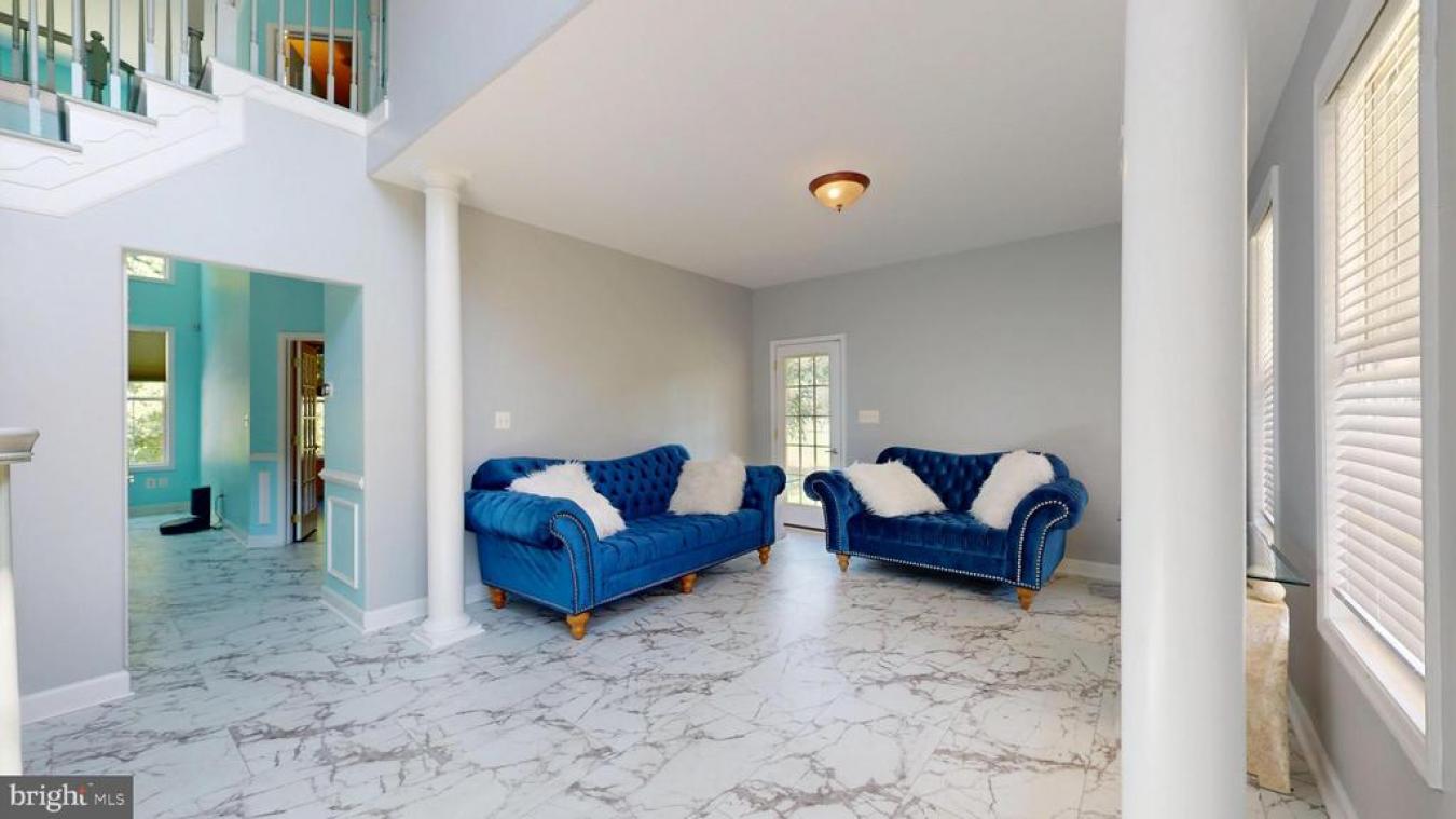 LA PLATA, CHARLES, 20646, United States, 6 Bedrooms Bedrooms, ,5 BathroomsBathrooms,Residential,For Sale,1907933