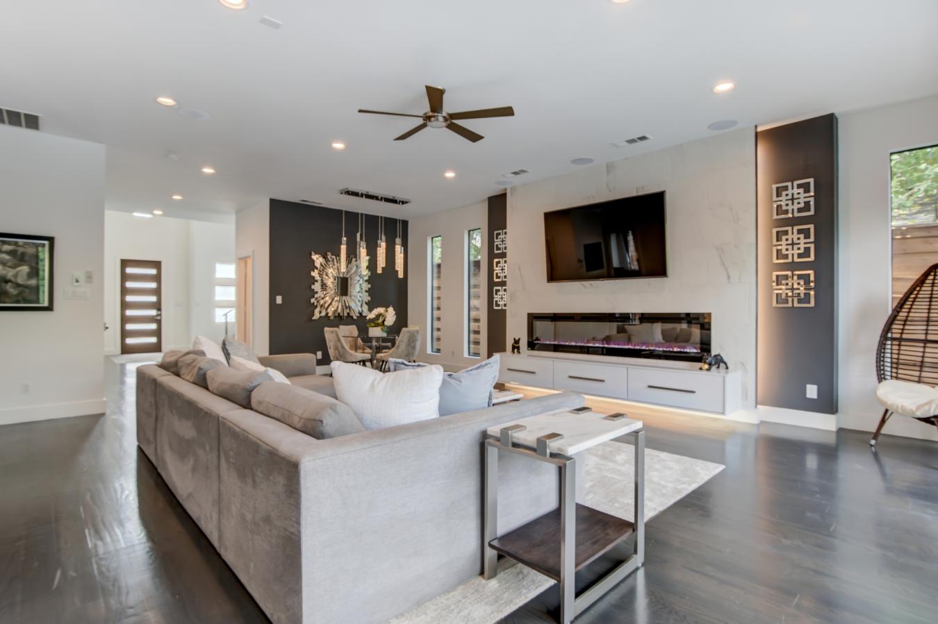 Dallas, Dallas, 75206, United States, 4 Bedrooms Bedrooms, ,3 BathroomsBathrooms,Residential,For Sale,1907932