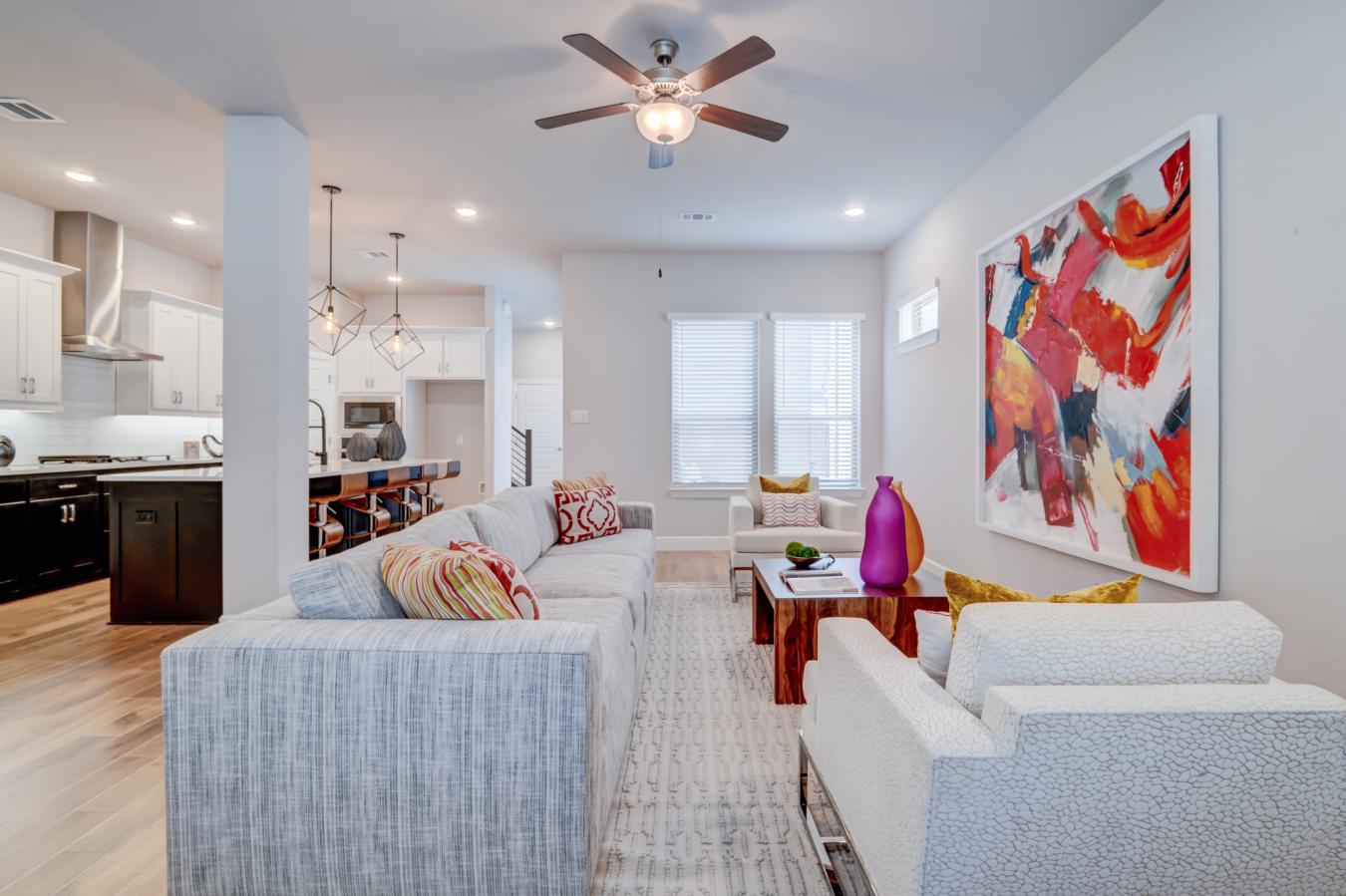 Dallas, Dallas, 75208, United States, 3 Bedrooms Bedrooms, ,3 BathroomsBathrooms,Residential,For Sale,1907931