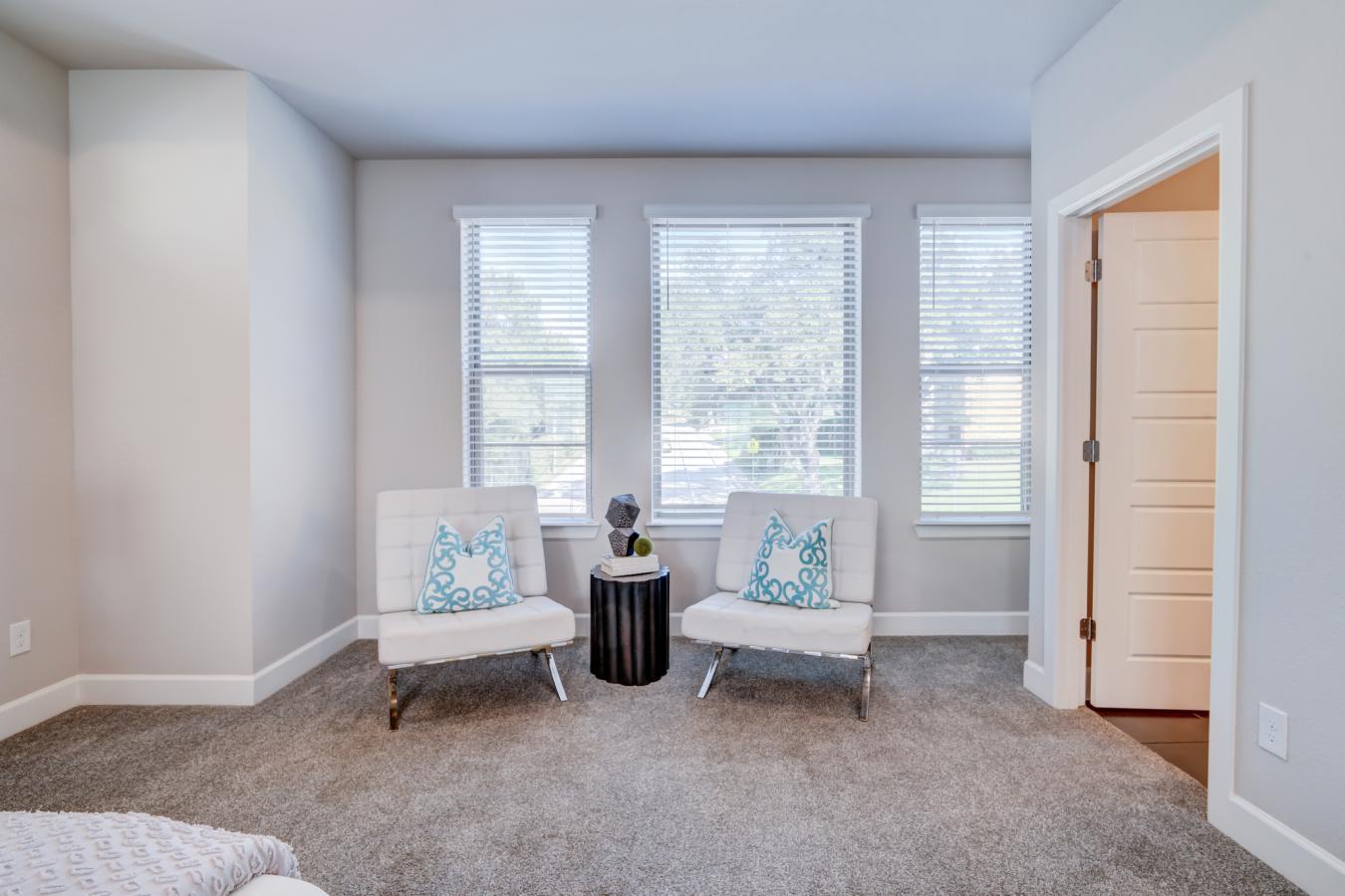 Dallas, Dallas, 75208, United States, 3 Bedrooms Bedrooms, ,3 BathroomsBathrooms,Residential,For Sale,1907931