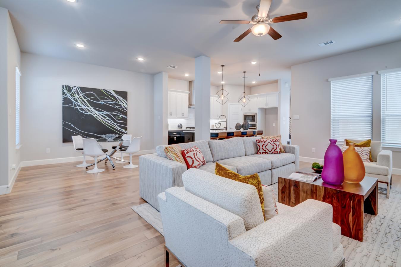 Dallas, Dallas, 75208, United States, 3 Bedrooms Bedrooms, ,3 BathroomsBathrooms,Residential,For Sale,1907931