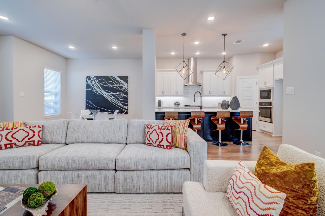 Dallas, Dallas, 75208, United States, 3 Bedrooms Bedrooms, ,3 BathroomsBathrooms,Residential,For Sale,1907931