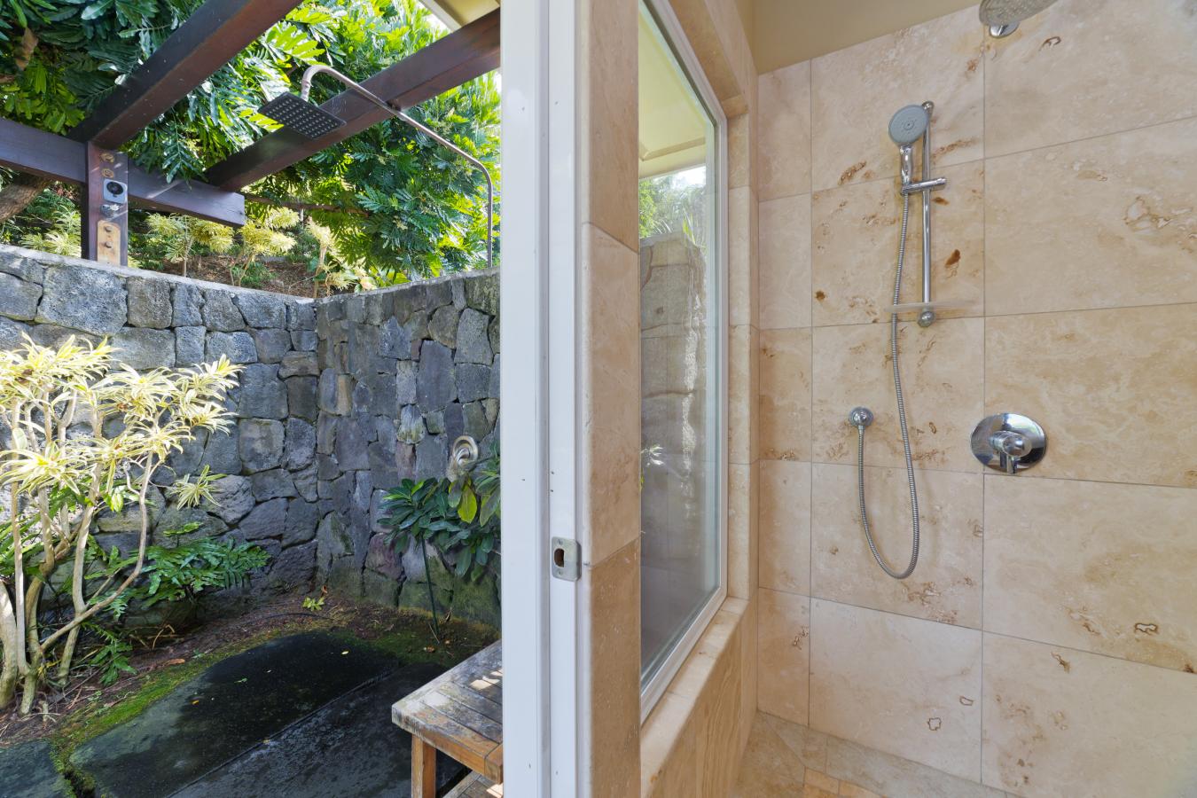 Holualoa, Hawaii, 96725, United States, 3 Bedrooms Bedrooms, ,3 BathroomsBathrooms,Residential,For Sale,1907929