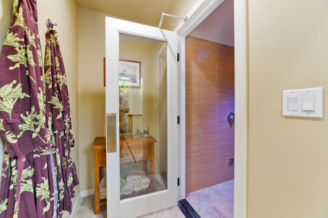 Holualoa, Hawaii, 96725, United States, 3 Bedrooms Bedrooms, ,3 BathroomsBathrooms,Residential,For Sale,1907929