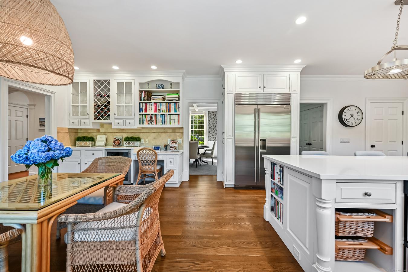 Fairfield, Connecticut, 06880, United States, 6 Bedrooms Bedrooms, ,8 BathroomsBathrooms,Residential,For Sale,1907926