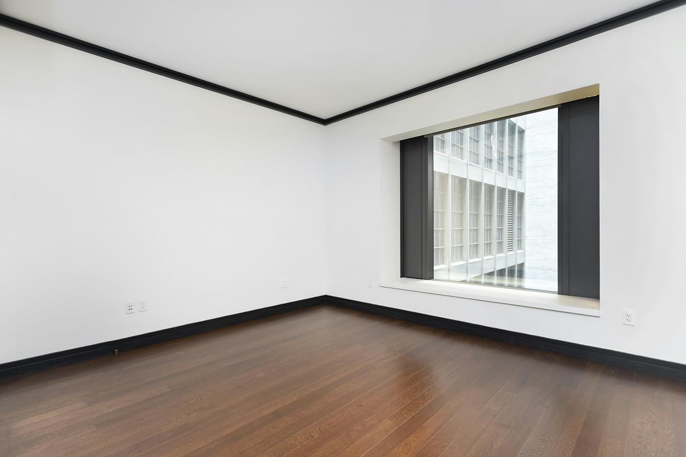 New York, New York, 10019, United States, 1 Bedroom Bedrooms, ,1 BathroomBathrooms,Residential,For Sale,1907923