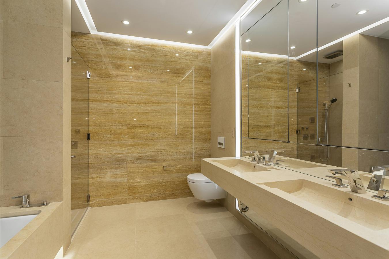 New York, New York, 10019, United States, 1 Bedroom Bedrooms, ,1 BathroomBathrooms,Residential,For Sale,1907923