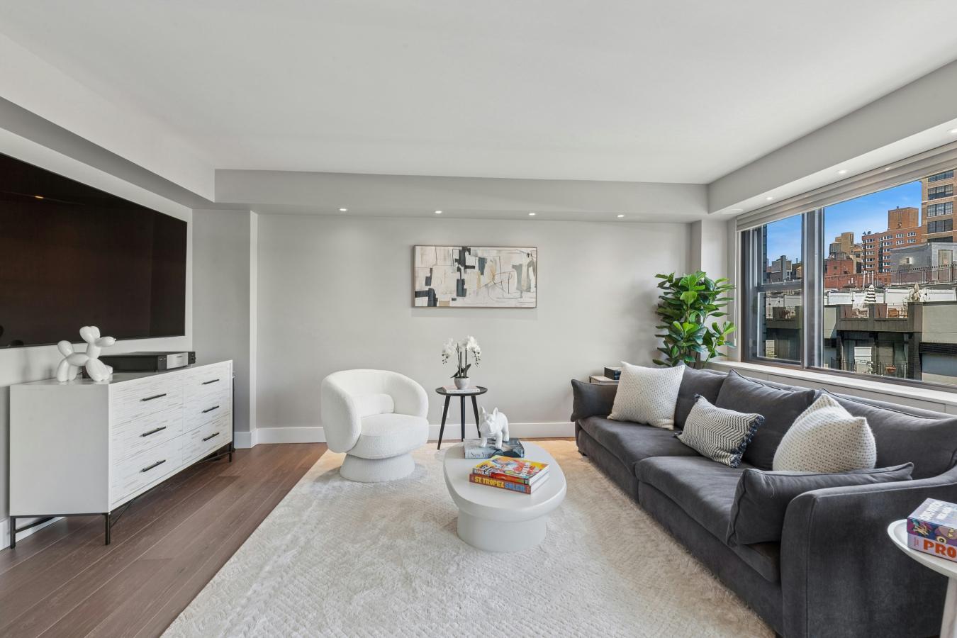 East Village, New York, 10003, United States, 2 Bedrooms Bedrooms, ,3 BathroomsBathrooms,Residential,For Sale,1907922
