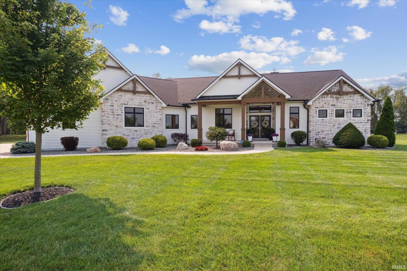 Granger, Indiana, 46530, United States, 3 Bedrooms Bedrooms, ,3 BathroomsBathrooms,Residential,For Sale,1907918