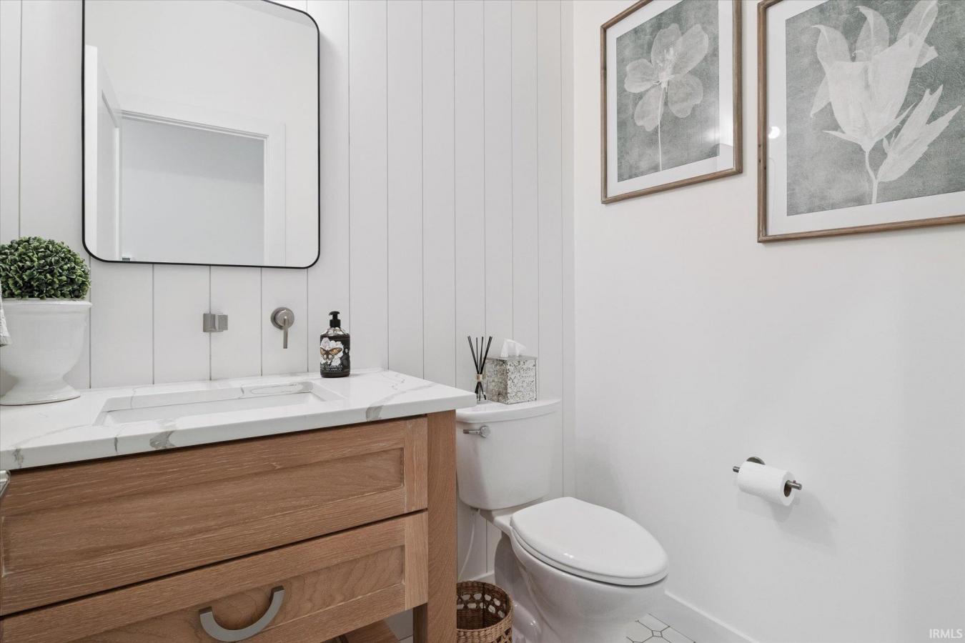 Granger, Indiana, 46530, United States, 3 Bedrooms Bedrooms, ,3 BathroomsBathrooms,Residential,For Sale,1907918