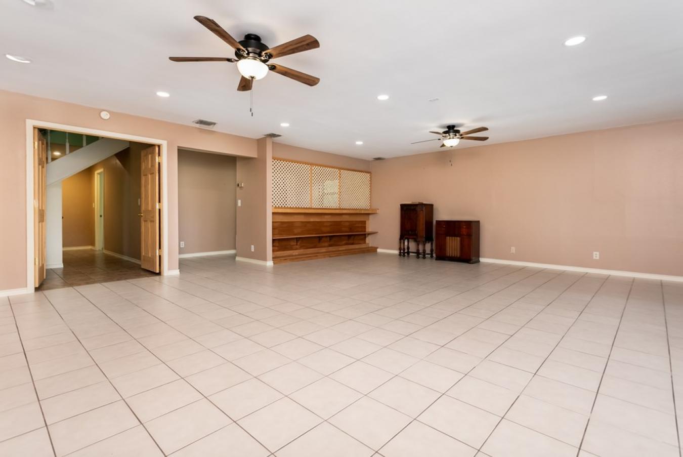 Fredericksburg, Gillespie, 78624, United States, 4 Bedrooms Bedrooms, ,3 BathroomsBathrooms,Residential,For Sale,1907917