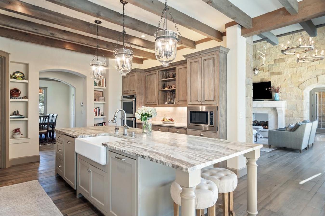 Fredericksburg, Gillespie, 78624, United States, 4 Bedrooms Bedrooms, ,6 BathroomsBathrooms,Residential,For Sale,1920199