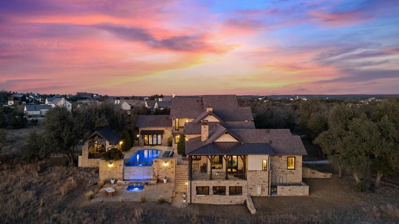 Fredericksburg, Gillespie, 78624, United States, 4 Bedrooms Bedrooms, ,6 BathroomsBathrooms,Residential,For Sale,1920199