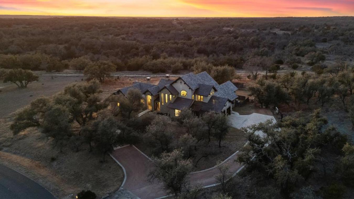 Fredericksburg, Gillespie, 78624, United States, 4 Bedrooms Bedrooms, ,6 BathroomsBathrooms,Residential,For Sale,1920199