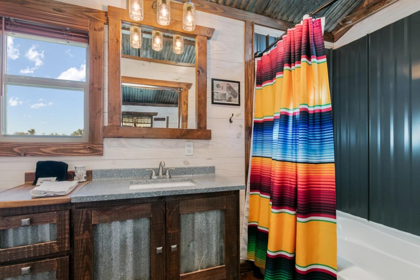 Fredericksburg, Gillespie, 78624, United States, ,Residential,For Sale,1907915