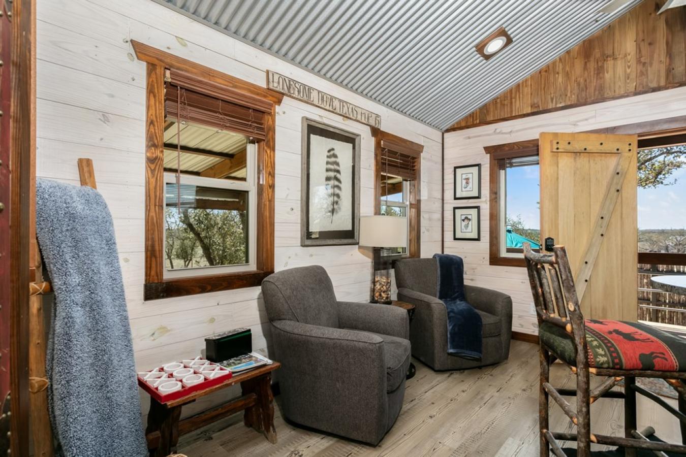 Fredericksburg, Gillespie, 78624, United States, ,Residential,For Sale,1907915