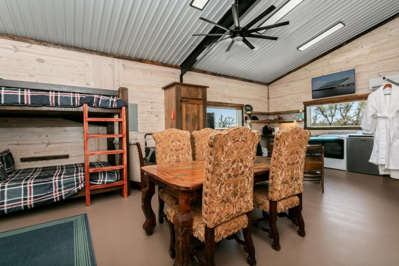 Fredericksburg, Gillespie, 78624, United States, ,Residential,For Sale,1907915