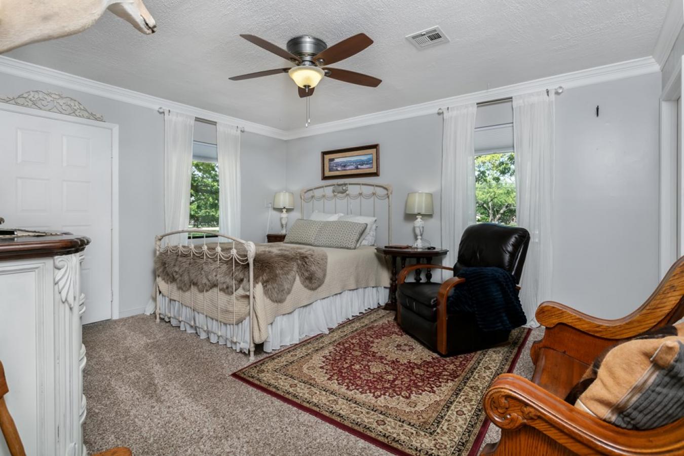 Fredericksburg, Gillespie, 78624, United States, 3 Bedrooms Bedrooms, ,3 BathroomsBathrooms,Residential,For Sale,1907913