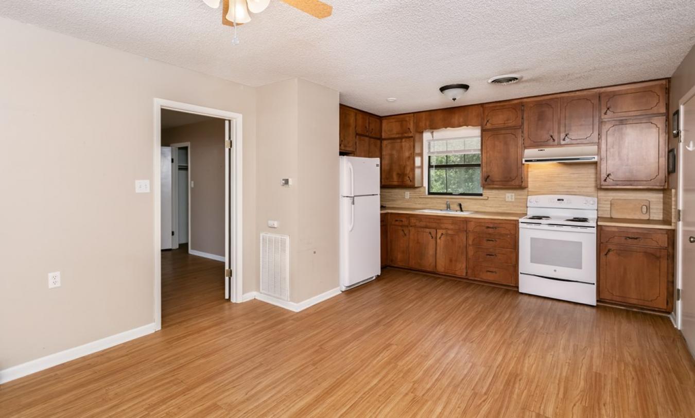 Fredericksburg, Gillespie, 78624, United States, 3 Bedrooms Bedrooms, ,2 BathroomsBathrooms,Residential,For Sale,1907912