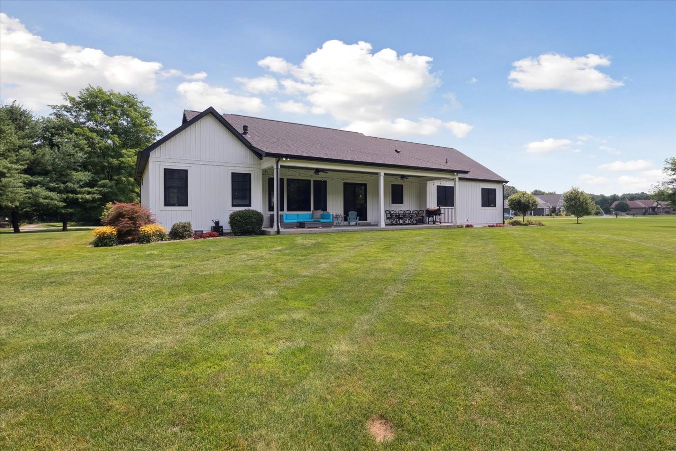 Granger, Elkhart, 46530, United States, 5 Bedrooms Bedrooms, ,3 BathroomsBathrooms,Residential,For Sale,1907910