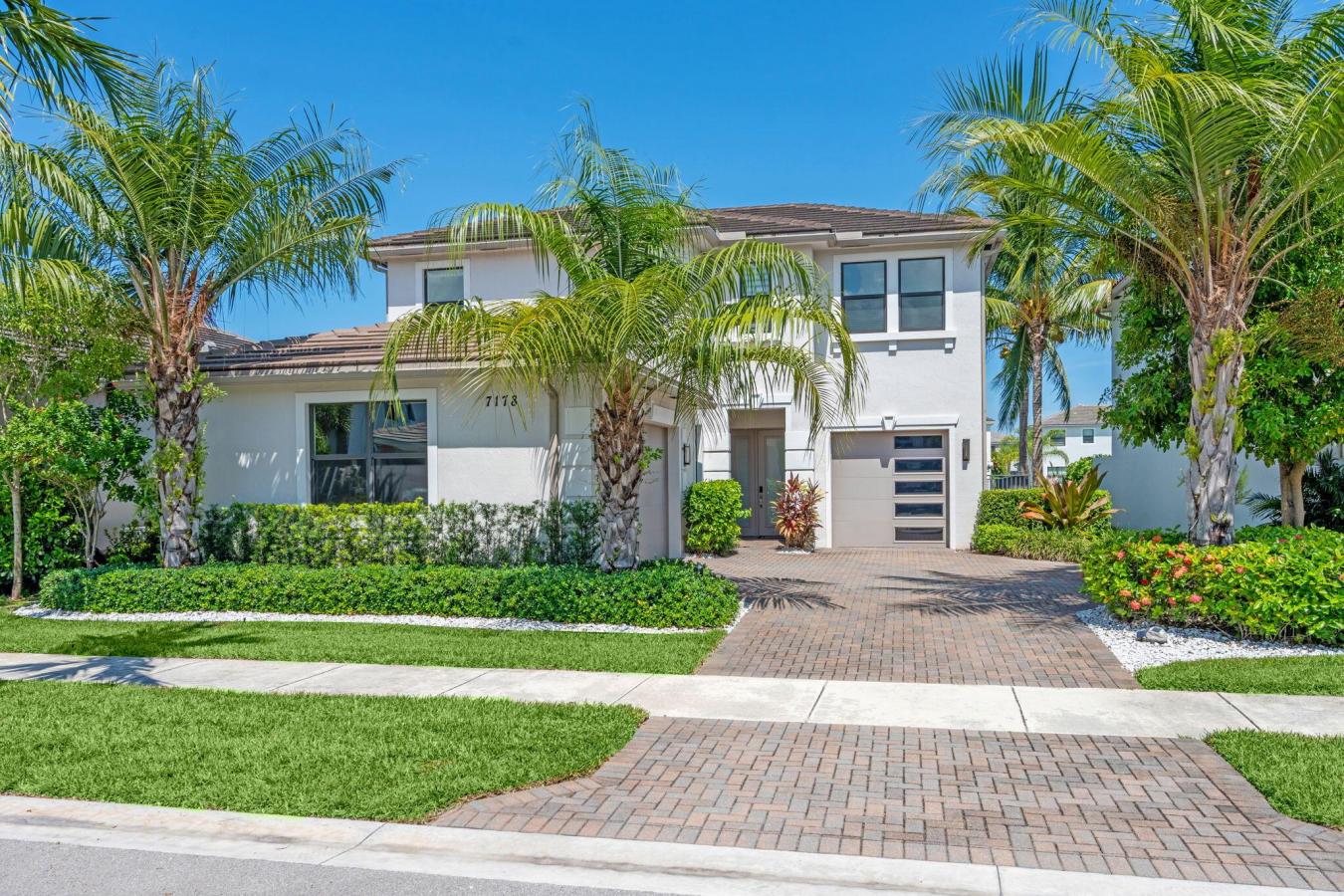 Lake Worth, Palm Beach, 33463, United States, 4 Bedrooms Bedrooms, ,2 BathroomsBathrooms,Residential,For Sale,1909025
