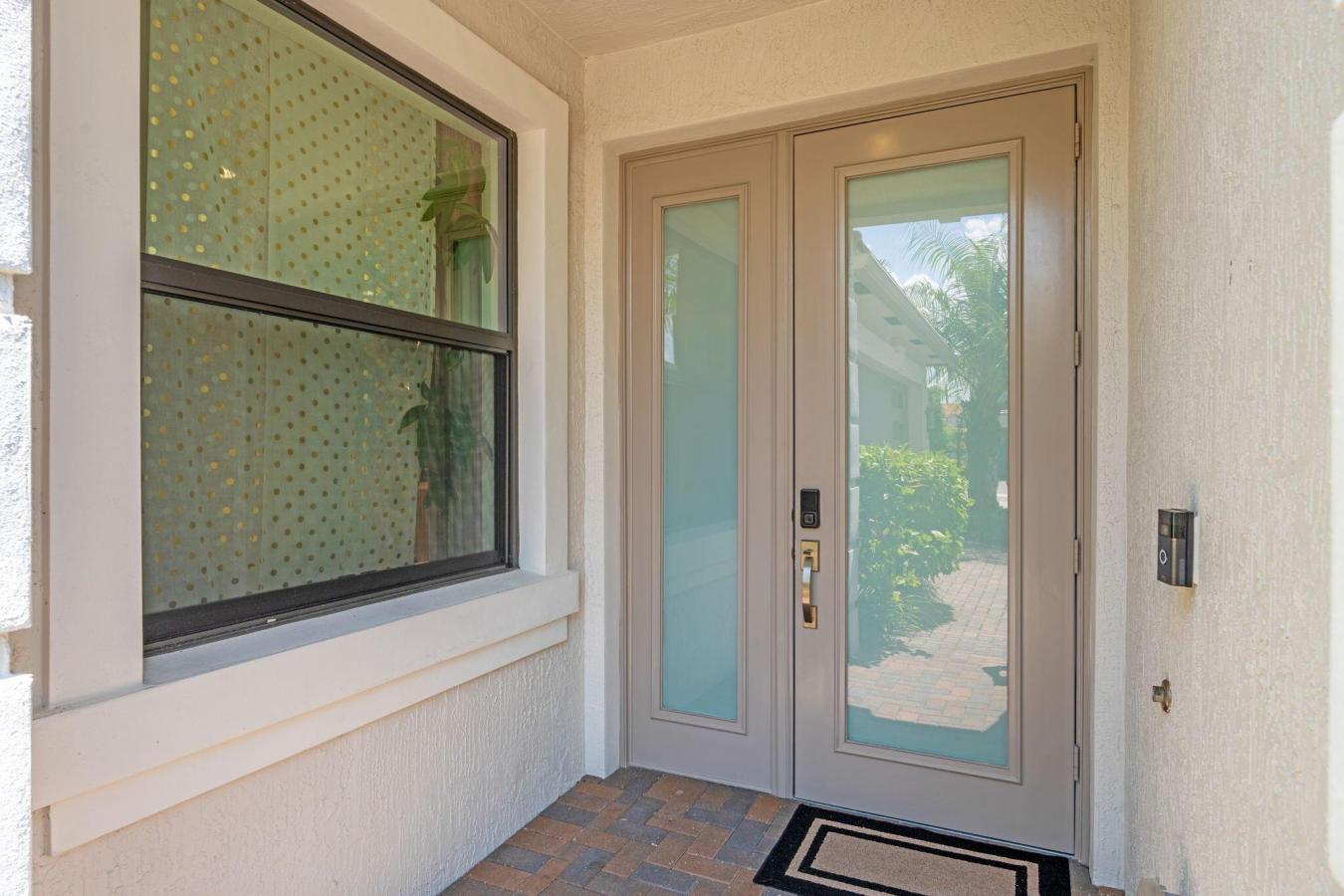 Lake Worth, Palm Beach, 33463, United States, 4 Bedrooms Bedrooms, ,2 BathroomsBathrooms,Residential,For Sale,1909025