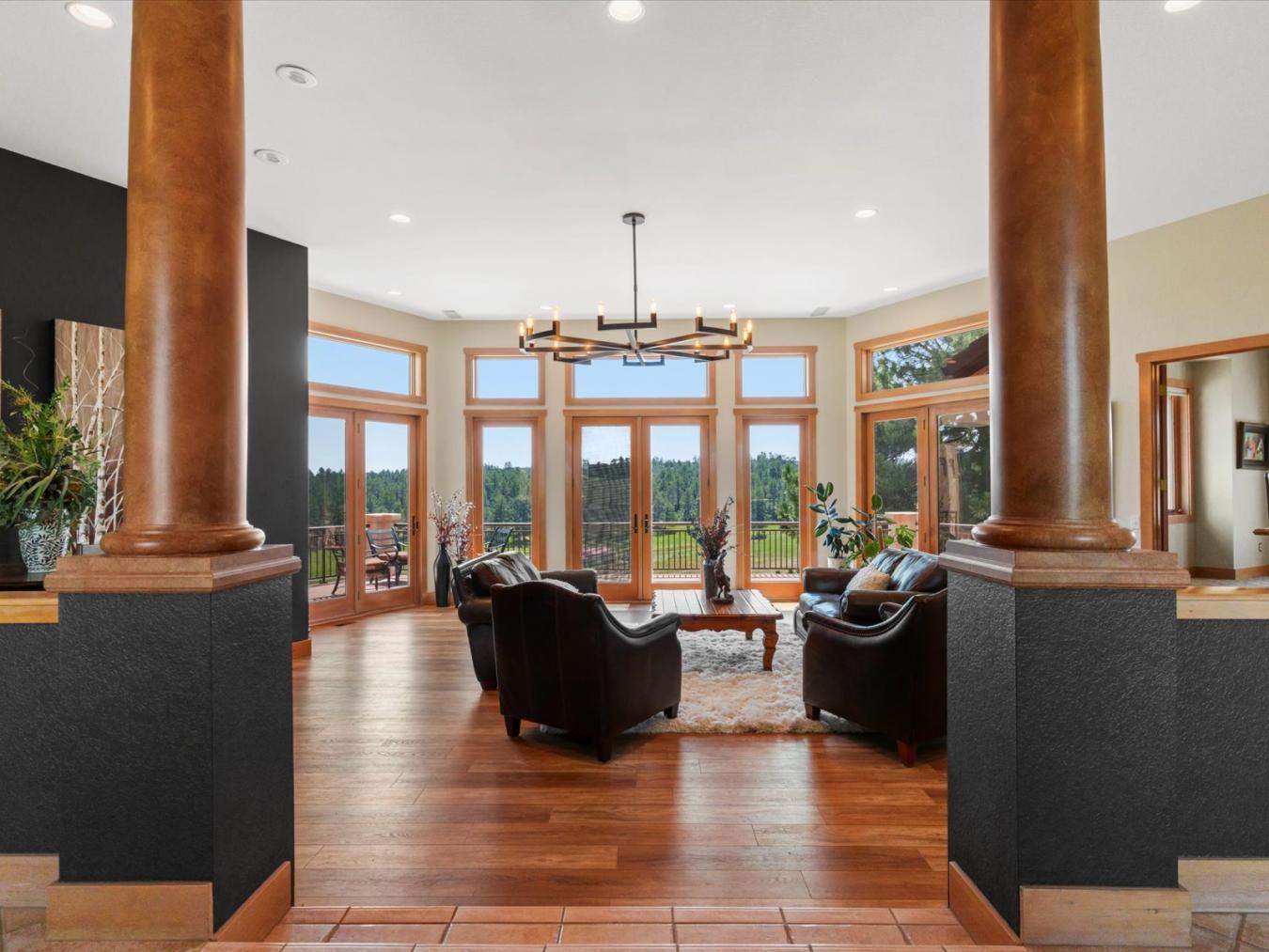 Castle Rock, Douglas, 80104, United States, 4 Bedrooms Bedrooms, ,4 BathroomsBathrooms,Residential,For Sale,1907903
