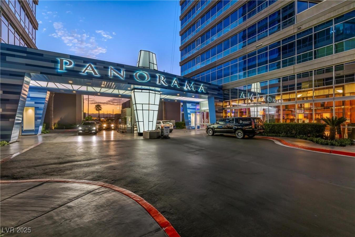 Discover Luxury and Versatility in this 11th-floor residence at the ic – image 8