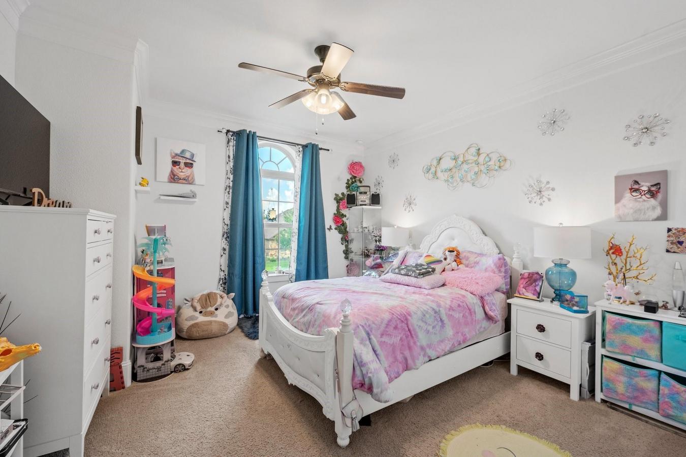 College Station, Brazos, 77845, United States, 5 Bedrooms Bedrooms, ,4 BathroomsBathrooms,Residential,For Sale,1909026