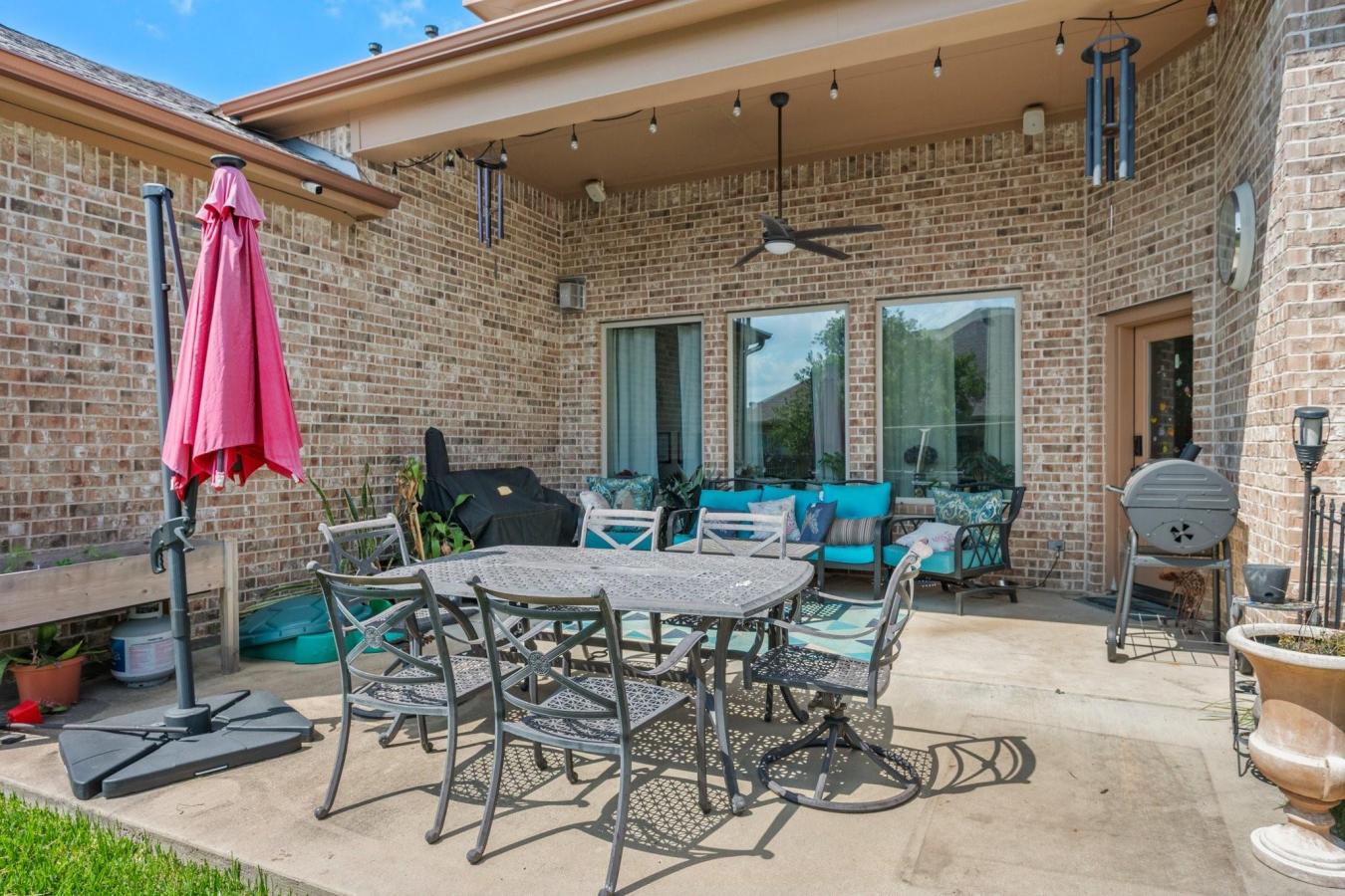 College Station, Brazos, 77845, United States, 5 Bedrooms Bedrooms, ,4 BathroomsBathrooms,Residential,For Sale,1909026