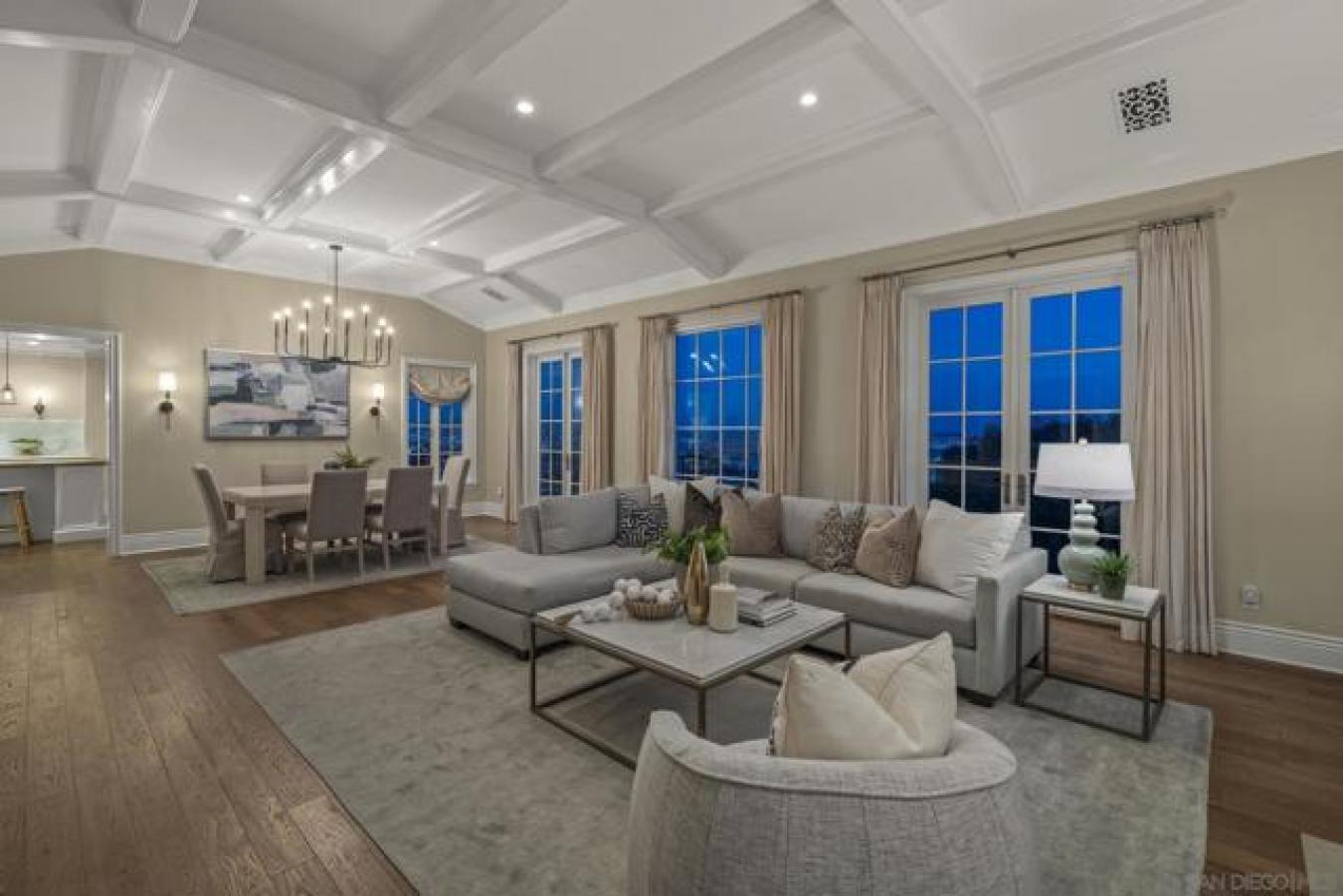 San Diego, San Diego, 92110, United States, 2 Bedrooms Bedrooms, ,2 BathroomsBathrooms,Residential,For Sale,1909024