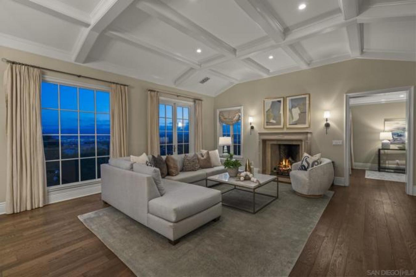 San Diego, San Diego, 92110, United States, 2 Bedrooms Bedrooms, ,2 BathroomsBathrooms,Residential,For Sale,1909024