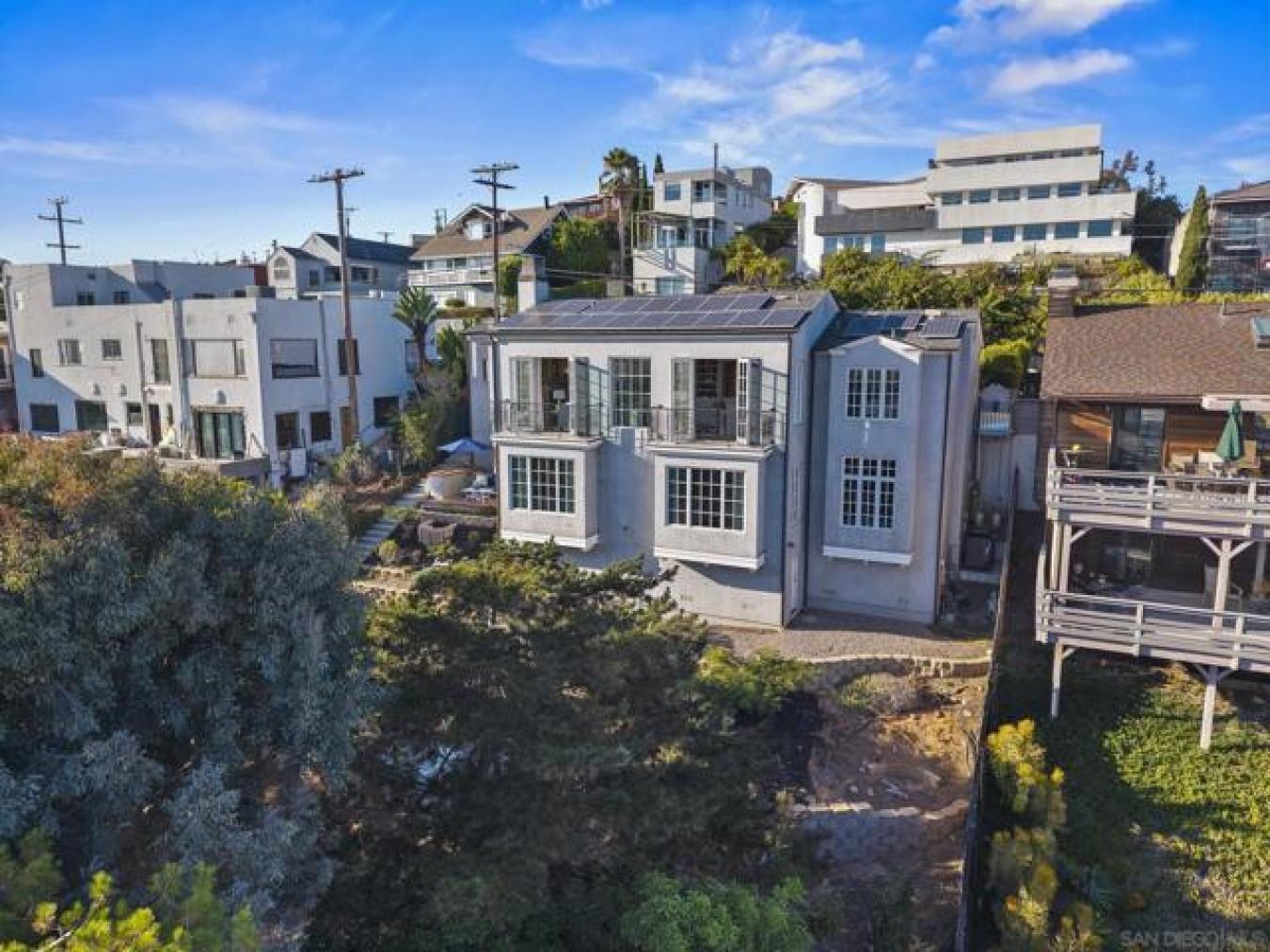 San Diego, San Diego, 92110, United States, 2 Bedrooms Bedrooms, ,2 BathroomsBathrooms,Residential,For Sale,1909024