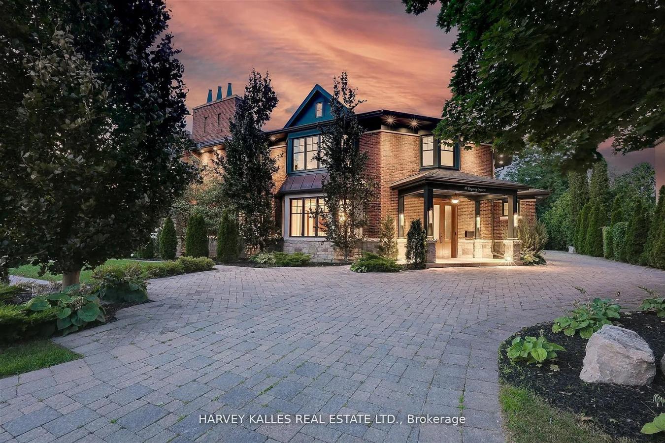 Toronto, ON, m8x2r8, Canada, 5 Bedrooms Bedrooms, ,8 BathroomsBathrooms,Residential,For Sale,1907899 Toronto, ON, m8x2r8, Canada, 5 Bedrooms Bedrooms, ,8 BathroomsBathrooms,Residential,For Sale,1907899