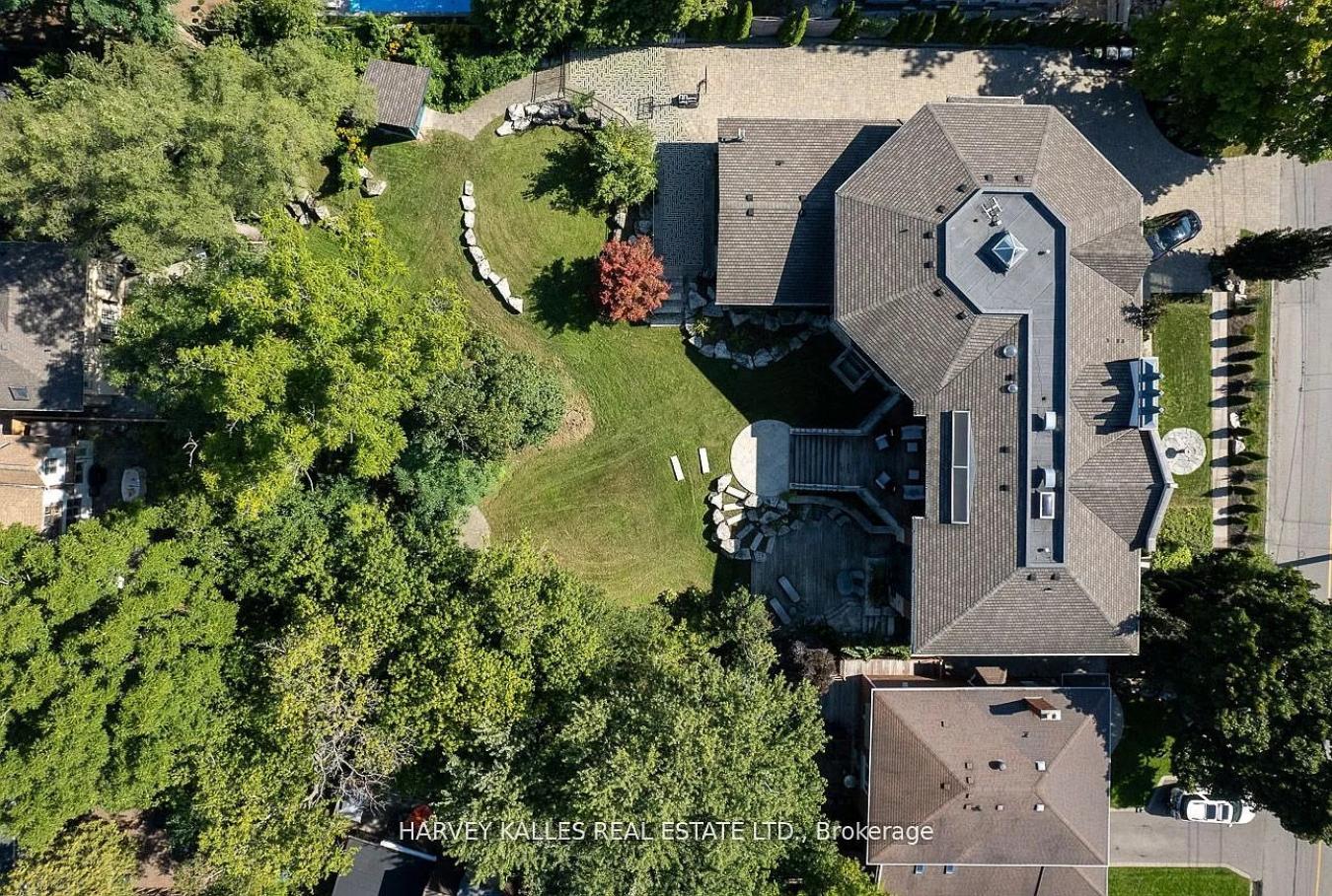 Toronto, ON, m8x2r8, Canada, 5 Bedrooms Bedrooms, ,8 BathroomsBathrooms,Residential,For Sale,1907899