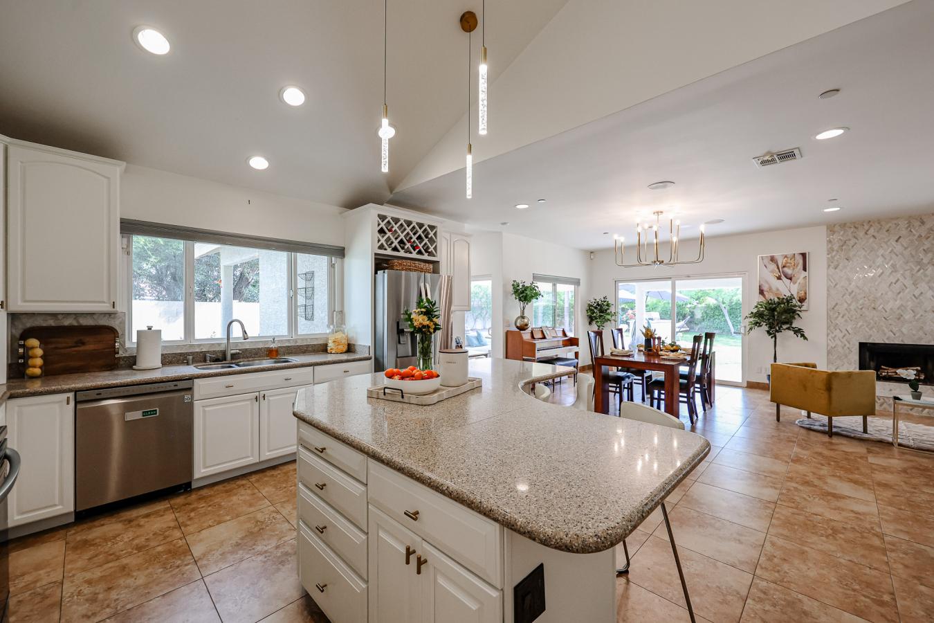 Scottsdale, Arizona, 85260, United States, 6 Bedrooms Bedrooms, ,4 BathroomsBathrooms,Residential,For Sale,1909017