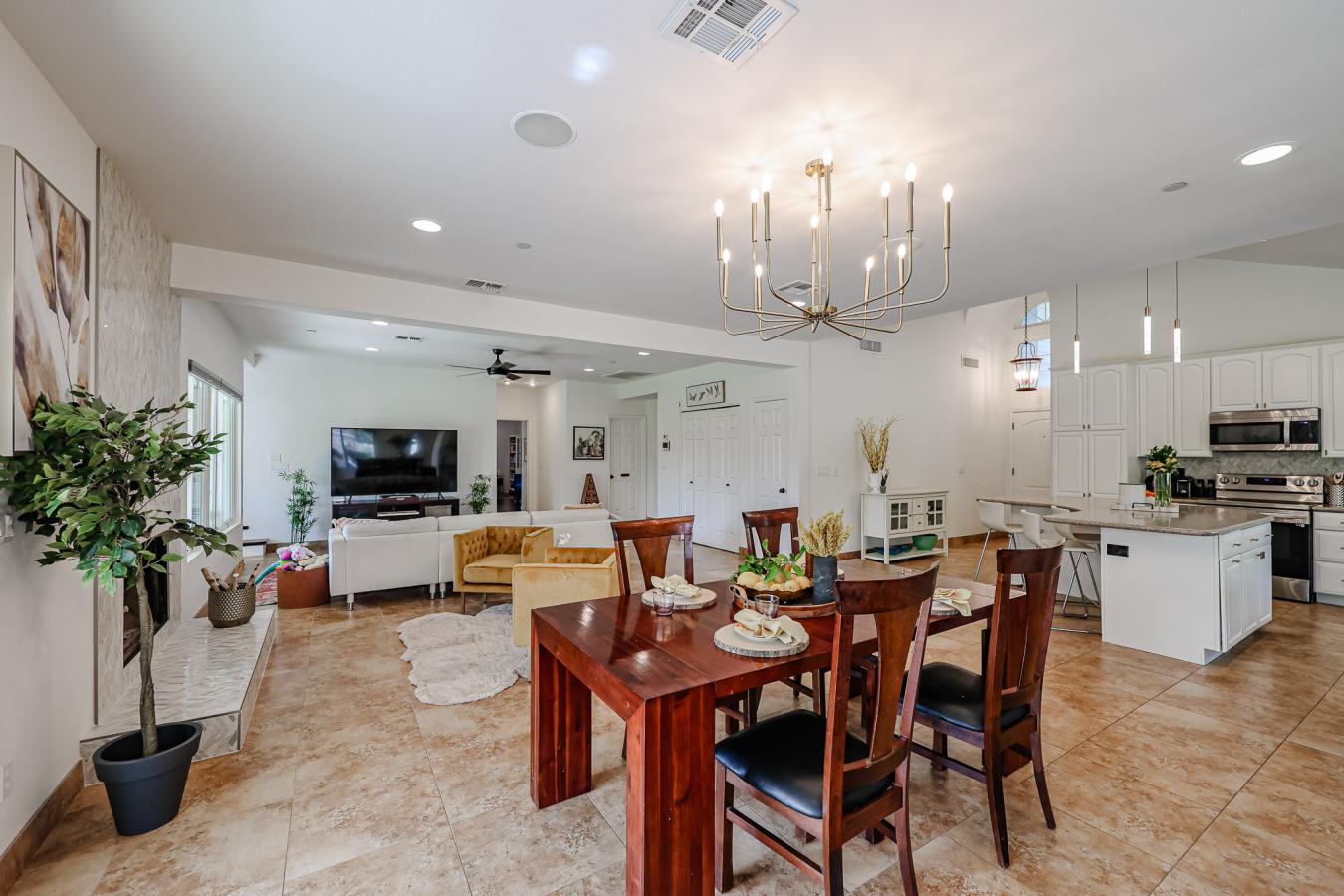 Scottsdale, Arizona, 85260, United States, 6 Bedrooms Bedrooms, ,4 BathroomsBathrooms,Residential,For Sale,1909017