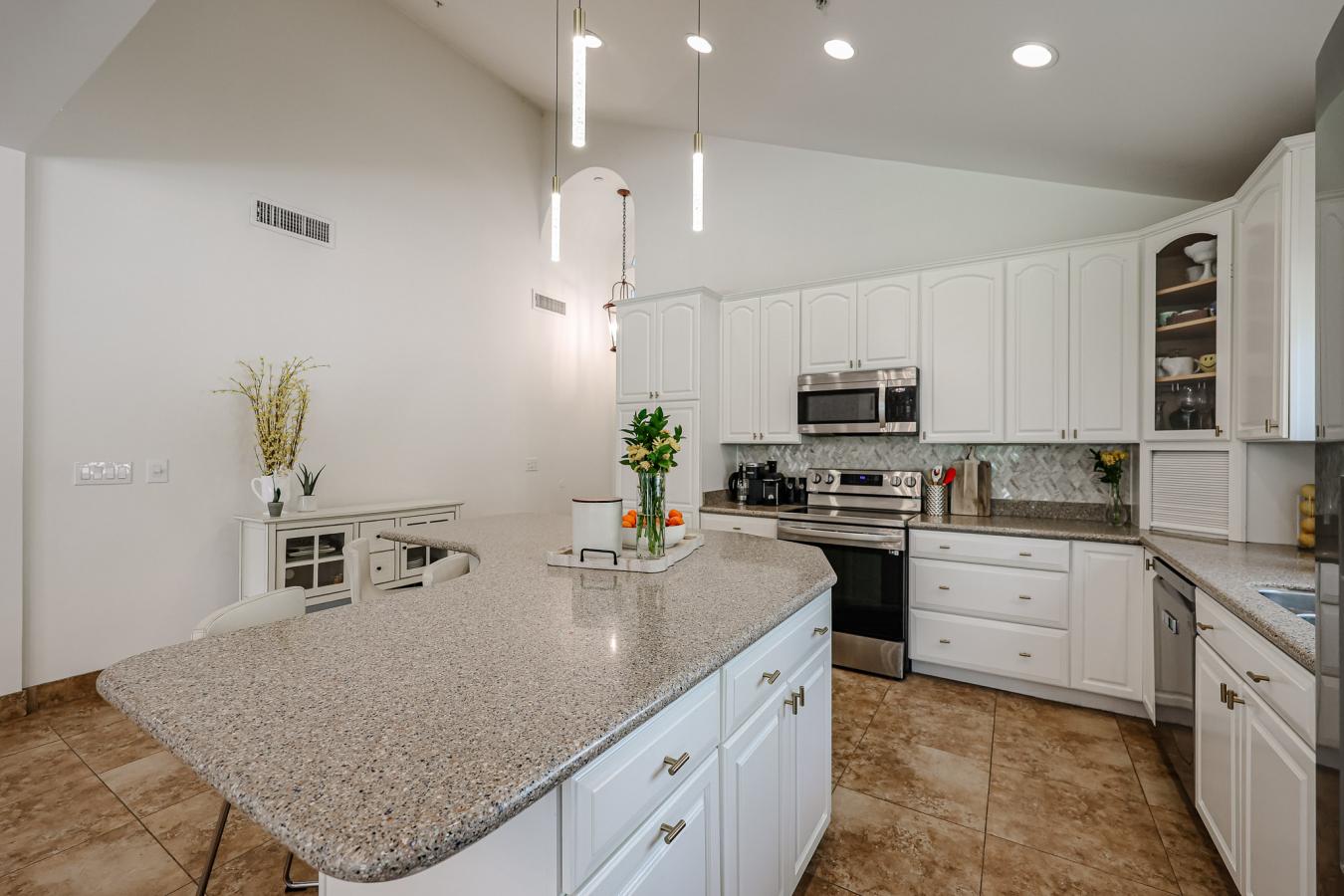 Scottsdale, Arizona, 85260, United States, 6 Bedrooms Bedrooms, ,4 BathroomsBathrooms,Residential,For Sale,1909017