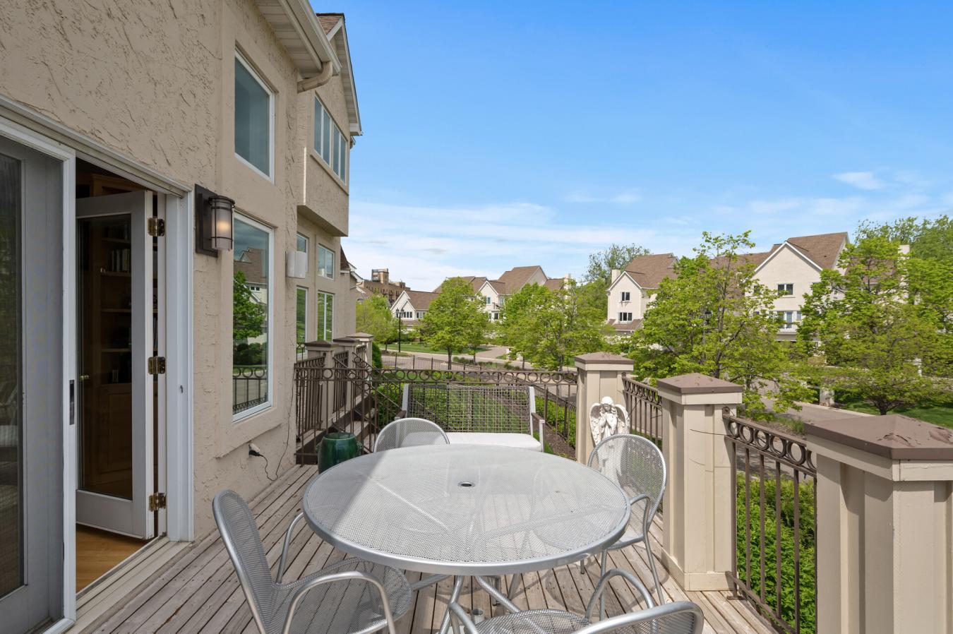 Minneapolis, Minnesota, 55401, United States, 4 Bedrooms Bedrooms, ,3 BathroomsBathrooms,Residential,For Sale,1907898