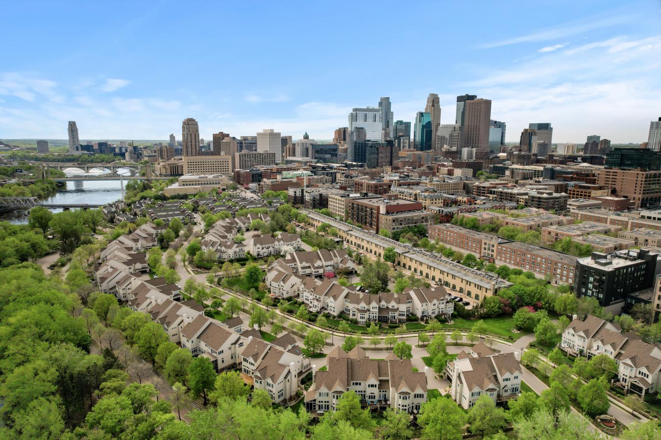 Minneapolis, Minnesota, 55401, United States, 4 Bedrooms Bedrooms, ,3 BathroomsBathrooms,Residential,For Sale,1907898